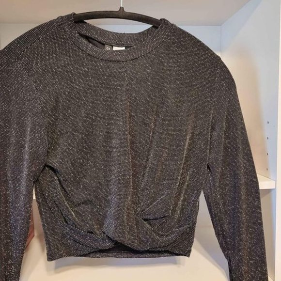 Black Sparkly 2-Piece from H&M. Size Medium. Stretchy, Lightweight, Worn Once. - Picture 6 of 9